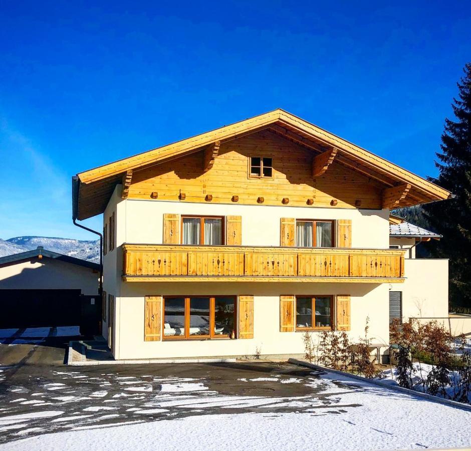 Herzerl-Chalet Appartements Флахау Екстериор снимка